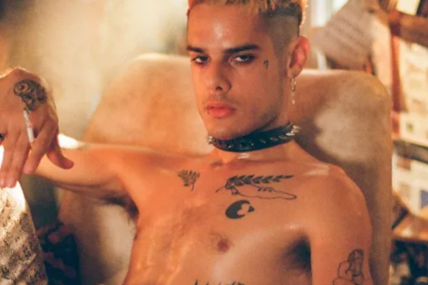 McFly" - El nuevo video de Ca7riel en loop con Paco Amoroso - INDIE CLUB